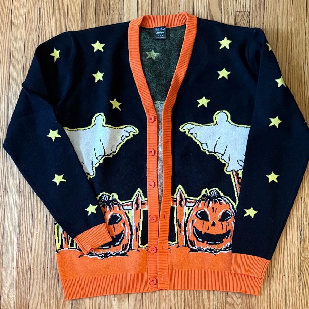 Trick r Treat Cakeworthy Cardigan